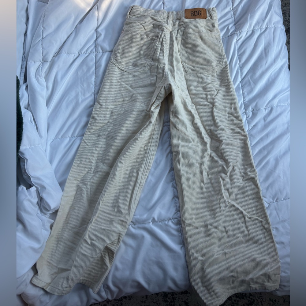 BDG Cream Corduroy wide leg Pants - Picture 4 of 4